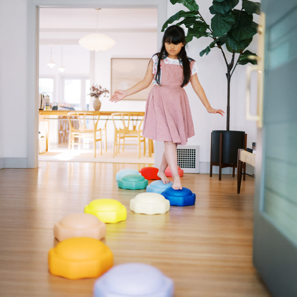 StepPebbles and FREE Balance Board | Primary (DDF9)