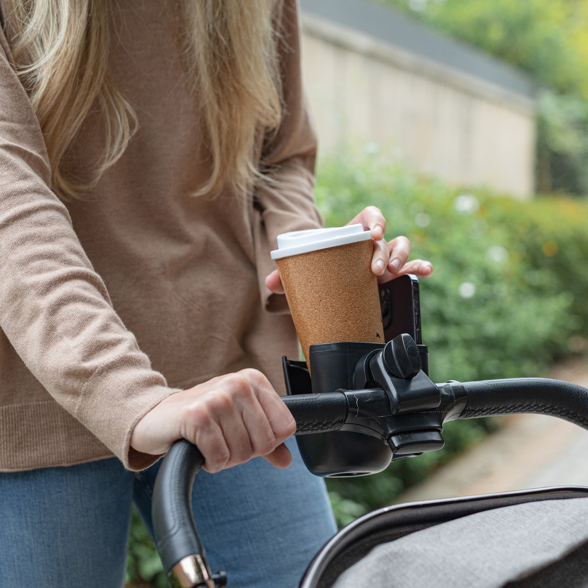 Cup & Phone Holder (6DE1)