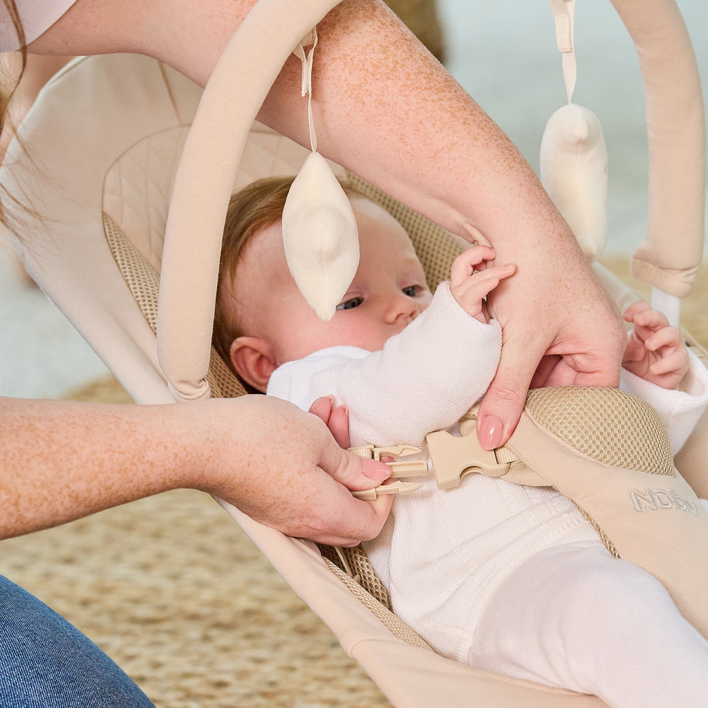 Deluxe Baby Bouncer Seat | Khaki (QXMN)