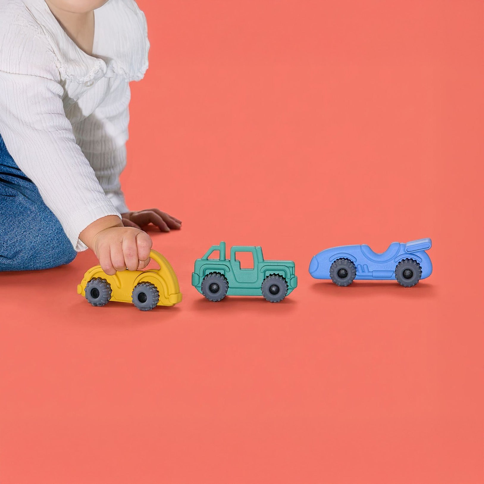 Silicone Vehicle Teether Toy | Car (I7P5)
