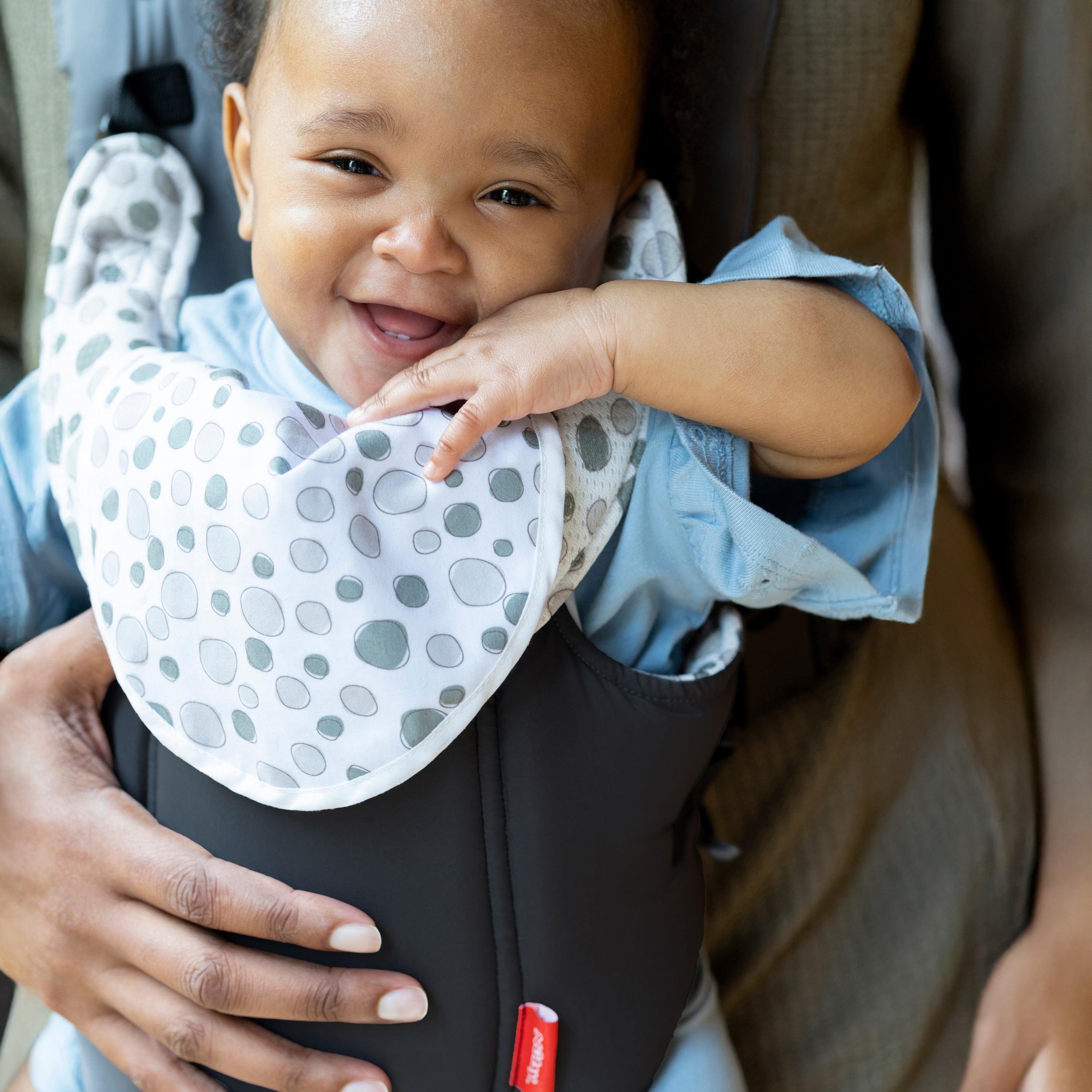 Classic Baby Carrier | Black (WH68)