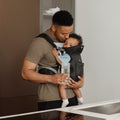 Deluxe Baby Carrier | Black (VVY5)